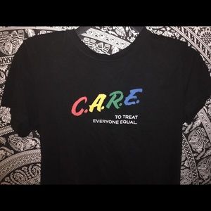 💛 Pride Short Sleeved Shirt